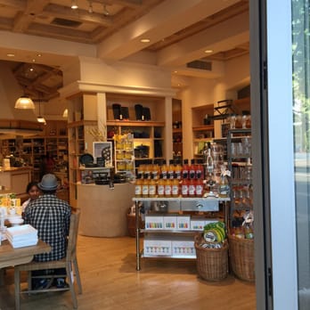 Williams-Sonoma - Kitchen & Bath Near Me - Walnut Creek, California