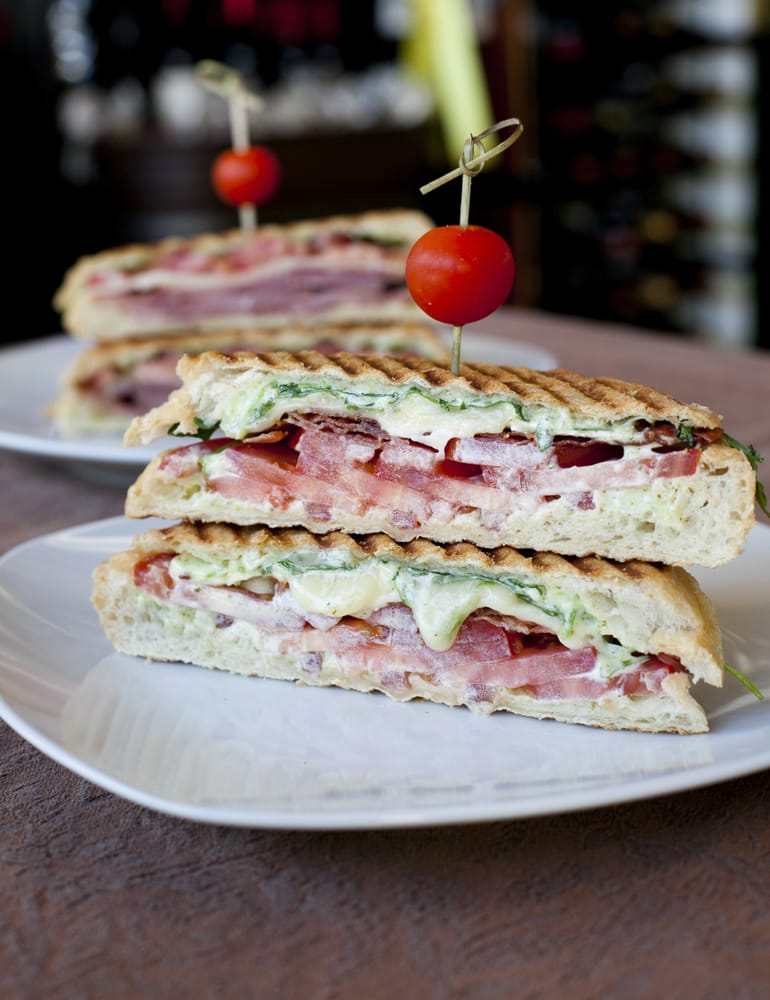 Stefano's Golden Baked Hams