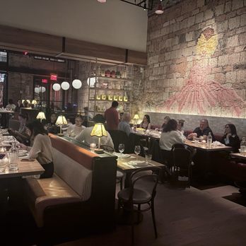 Bar Primi Penn District - Dining room - Italian Near Me - New York, New York