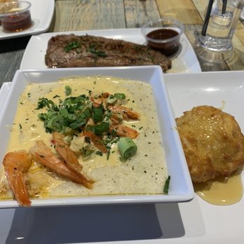Gochas Breakfast Bar | Cascade - Shrimp and Grits with a Side Steak (6 oz) - Wine Bars Near Me - Atlanta, Georgia Gochas Breakfast Bar | Cascade - Shrimp and Grits with a Side Steak (6 oz) - Wine Bars Near Me - Atlanta, Georgia