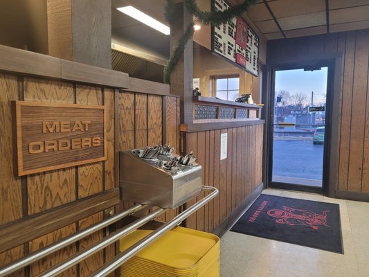 Bates City BBQ by null