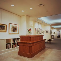 The Galerie St. Etienne