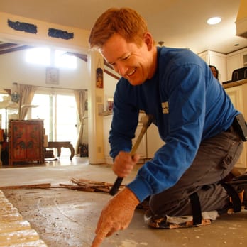 Fossum Floors - Jay at work. - Flooring Near Me Fossum Floors - Jay at work. - Flooring Near Me