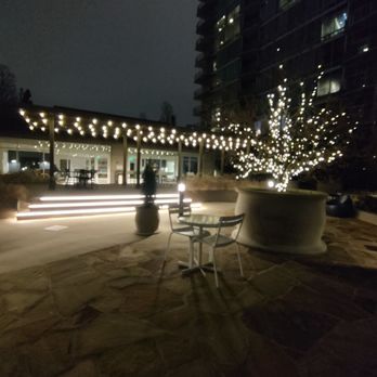 Metropolis - Pool deck - Apartments Near Me - Atlanta, Georgia Metropolis - Pool deck - Apartments Near Me - Atlanta, Georgia