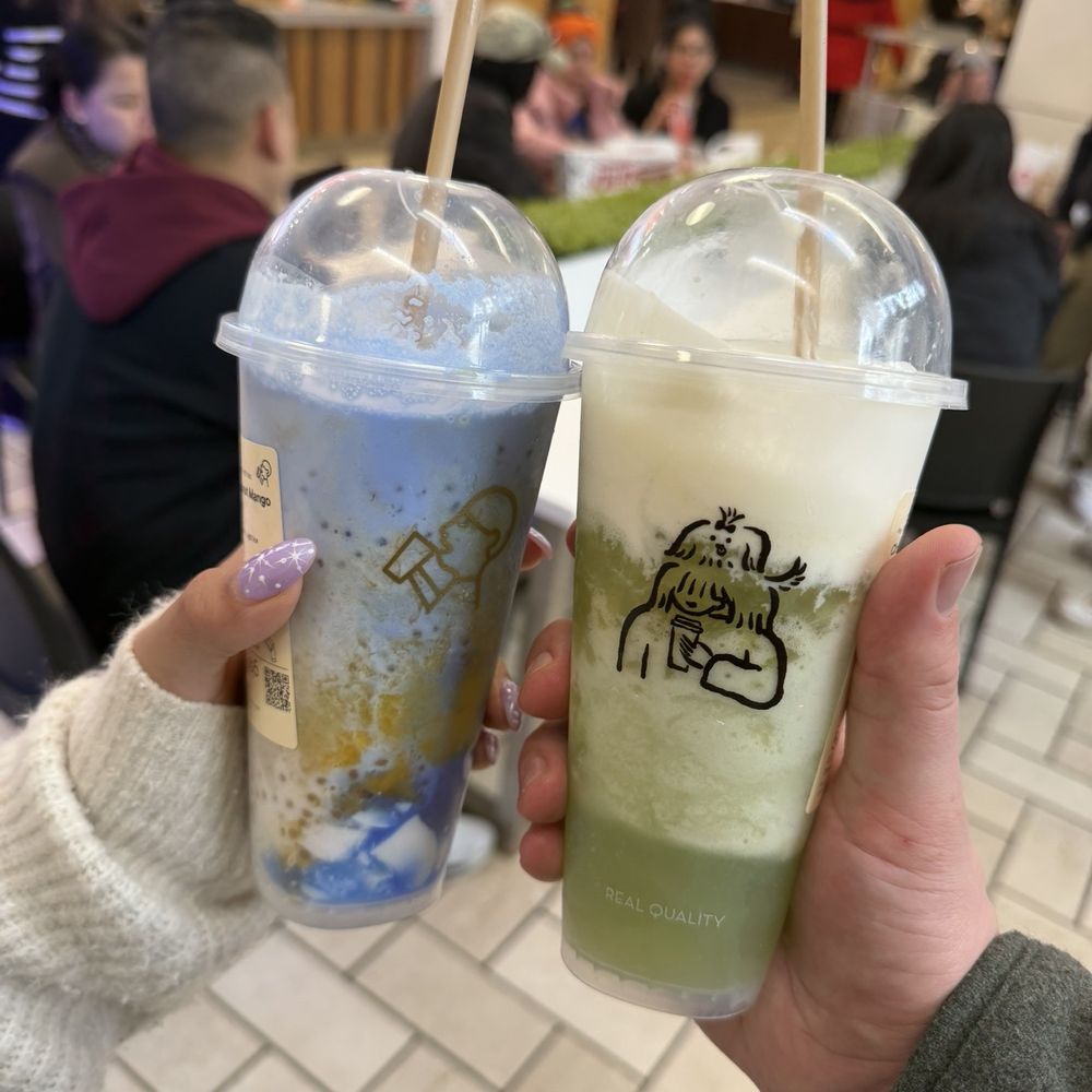HeyTea - Grape cloud tea - Bubble Tea Near Me - Tysons, Virginia HeyTea - Grape cloud tea - Bubble Tea Near Me - Tysons, Virginia