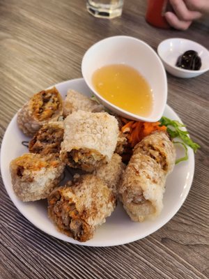 Le Petit Saigon by null