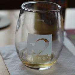 12 Corners Vineyards