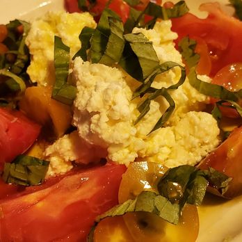 Angelas Eatery - Heirloom Tomato Salad - Mediterranean Near Me - Alameda, California Angelas Eatery - Heirloom Tomato Salad - Mediterranean Near Me - Alameda, California