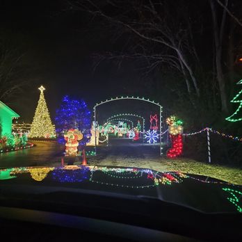 Chad's Winter Wonderland - Local Flavor Near Me - Lebanon, Tennessee