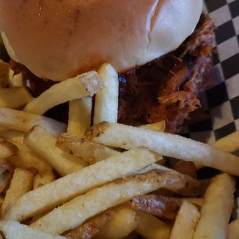 Mike's BBQ - Pulled pork and fries - Barbeque Near Me - Escondido, California