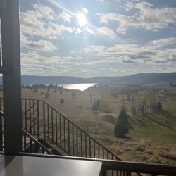 The Maverick Pub - Spectacular views