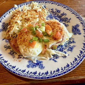 Cracker Barrel Old Country Store - Biscuit Benny - Breakfast & Brunch Near Me - Desoto, Texas Cracker Barrel Old Country Store - Biscuit Benny - Breakfast & Brunch Near Me - Desoto, Texas