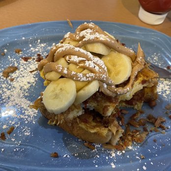 Oak Diner - The Elvis - Diners Near Me - Royal Oak, Michigan