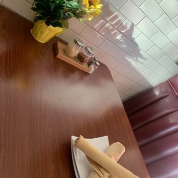 Pizza and More - Table - Pizza Near Me - Vista, California