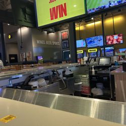 Buffalo Wild Wings - Place is empty inside