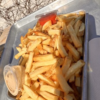 The Nest - Fries - Waffles Near Me - Ojai, California