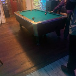 D’ambiance Bar & lounge - Pool table in the back