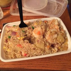 Dynasty Taste - Pineapple fried rice made with brown rice. The shrimp is huge and so are the chunks of crab. Awesomeeeeee!