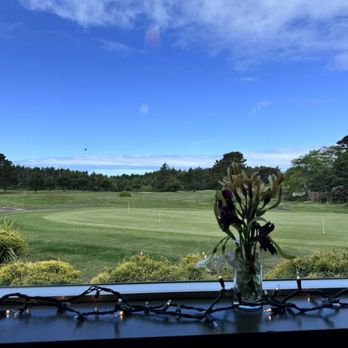 Crestview Golf Club - Golf Near Me - Waldport, Oregon
