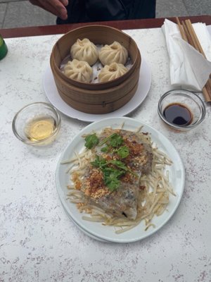 Phở Bánh Cuốn 14 by null