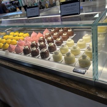 Layered - Bakeries Near Me - Fairfax, Virginia