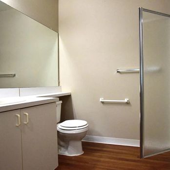 Windsor Place Apartments - Bathroom - Apartments Near Me - Davison, Michigan Windsor Place Apartments - Bathroom - Apartments Near Me - Davison, Michigan