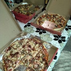Casey's - The New BBQ pullled pork Pizza. Meat galore and supreme