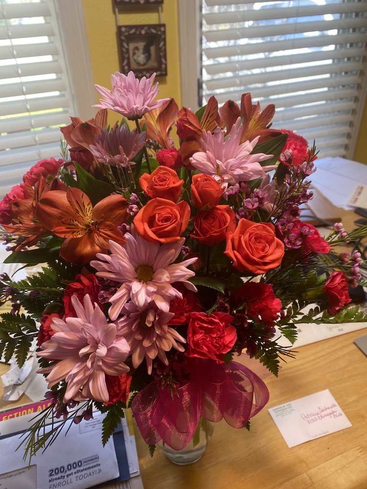 FLOWERS BY JUNE Updated July 2024 32 Photos & 25 Reviews 6311