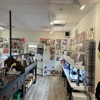 Swaggie Records - Nice selection, including audio equipment and other vinyl related accessories - Vinyl Records Near Me - Nashville, Tennessee Swaggie Records - Nice selection, including audio equipment and other vinyl related accessories - Vinyl Records Near Me - Nashville, Tennessee