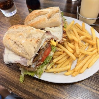 De Diez Cafe - Steak milanesa sandwich 10/10 - Bakeries Near Me - Cooper City, Florida De Diez Cafe - Steak milanesa sandwich 10/10 - Bakeries Near Me - Cooper City, Florida