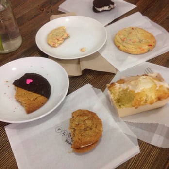 Fluff Bake Bar - Something for everyone! - Bakeries Near Me - Houston, Texas