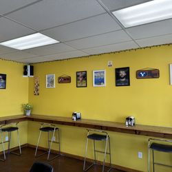 Golden Gyros - Inside wall