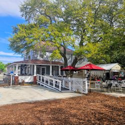 Crimson House Wine Bar - Crimson House Wine Bar at New Smyrna Beach.