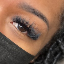 Brown Sugar Lashes - Volume Wispy