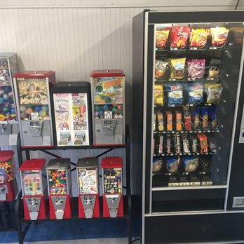 Highlander Center - Snack machine - Dry Cleaning Near Me - Salem, Indiana