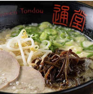 Tondou Ramen by null