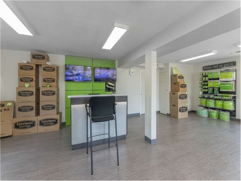 EXTRA SPACE STORAGE Updated August 2024 22 Photos & 11 Reviews