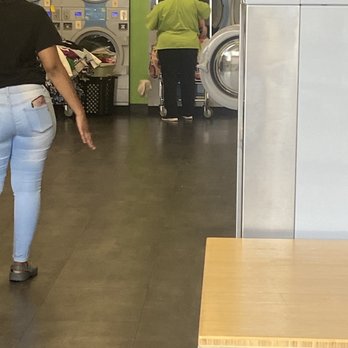 Laundry Plus - Laundromat Near Me - Greenville, South Carolina Laundry Plus - Laundromat Near Me - Greenville, South Carolina
