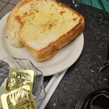 Blue Bonnet Cafe - Texas toast the size of TEXAS! - Desserts Near Me - Marble Falls, Texas