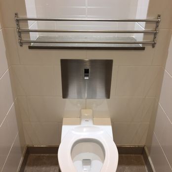 Outlets at San Clemente - immaculate! and your bags dont go on the floor - Outlet Stores Near Me - San Clemente, California Outlets at San Clemente - immaculate! and your bags dont go on the floor - Outlet Stores Near Me - San Clemente, California