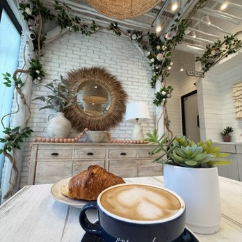 Pura Vida Miami - Breakfast & Brunch Near Me - Boca Raton, Florida Pura Vida Miami - Breakfast & Brunch Near Me - Boca Raton, Florida