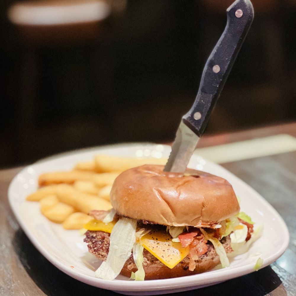 Red Robin Fullerton, CA 92831 - Last Updated January 2026 - Yelp