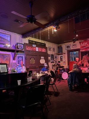 Donn's Depot by null