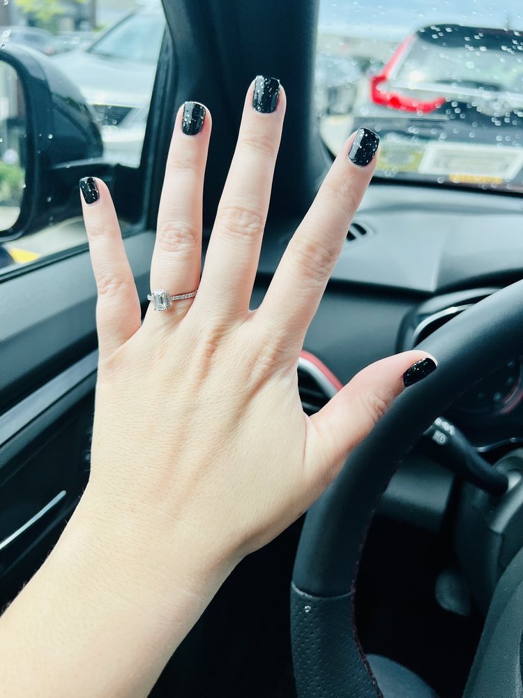 LINDSEY NAILS AND SPA Updated September 2024 56 Photos & 14 Reviews