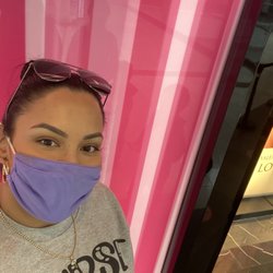 Victoria's Secret & PINK - Outside the Westchester Mall location