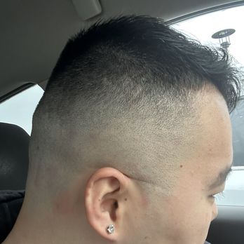 Classic Barber Shop - Barbers Near Me - Burien, Washington