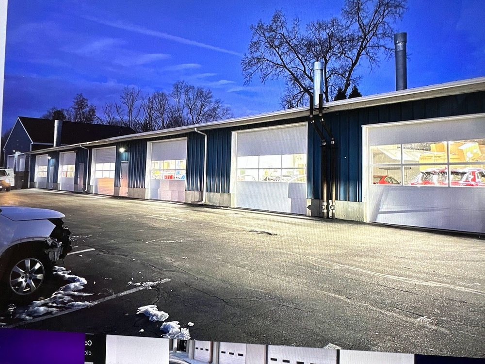 Garage Door & Opener Repair - Garage Door Contractor in Auburn, WA