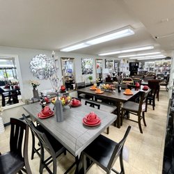 Casa Leaders Inc - Dining Sets
See what's in stock on our website that is updated daily.