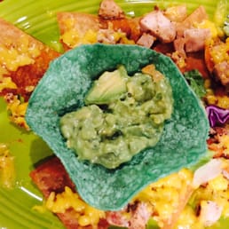 Grande Nachos with Chicken Grande Nachos with Chicken