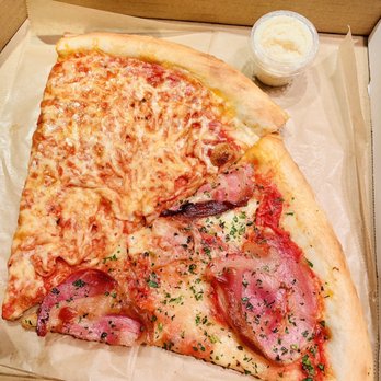 Pagliacci Pizza - Cheese & Amatriciana Pizza - Pizza Near Me - Bellevue, Washington Pagliacci Pizza - Cheese & Amatriciana Pizza - Pizza Near Me - Bellevue, Washington